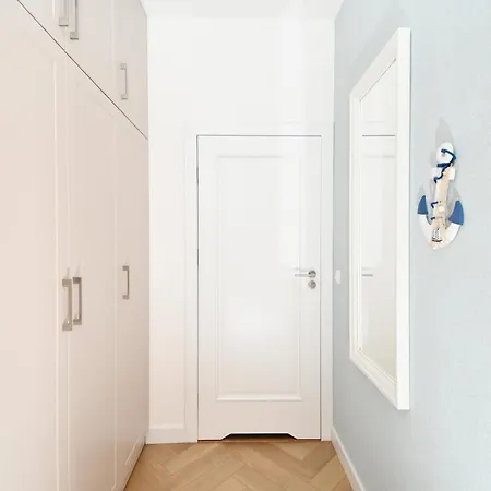 Apartman Na Klifie - *